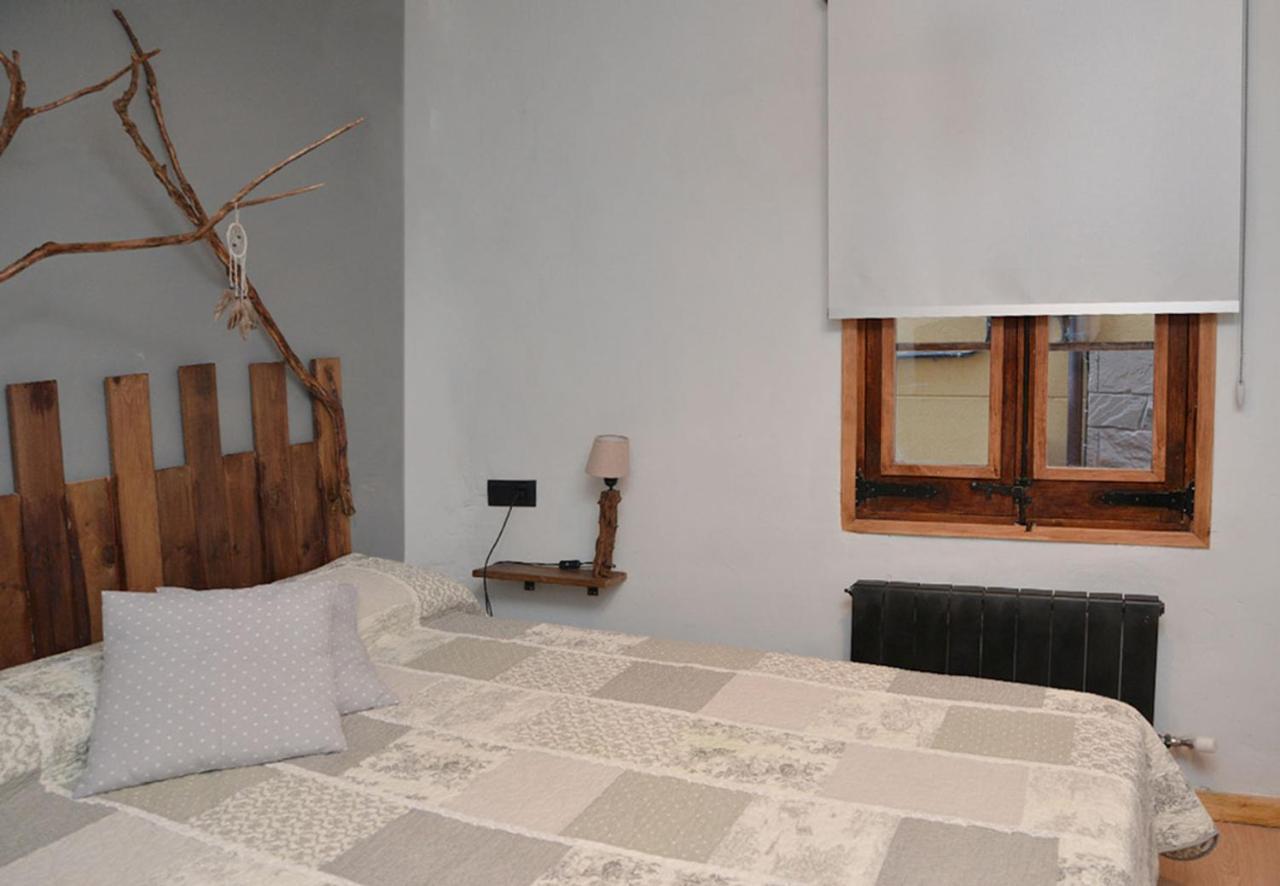 라 포블라 데 리예트 Piso Rustico-Moderno 6 Plazas - Pobla De Lillet 아파트 외부 사진